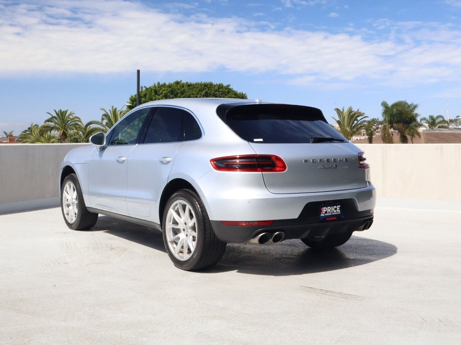 2018 Porsche Macan S photo 2