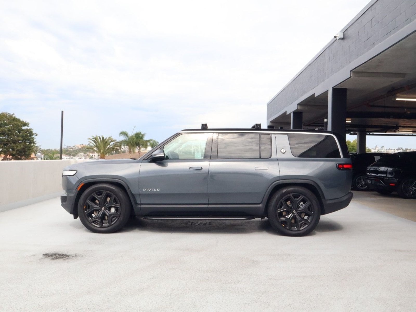 Used 2024 Rivian R1S Adventure with VIN 7PDSGCBA2RN030086 for sale in Newport Beach, CA