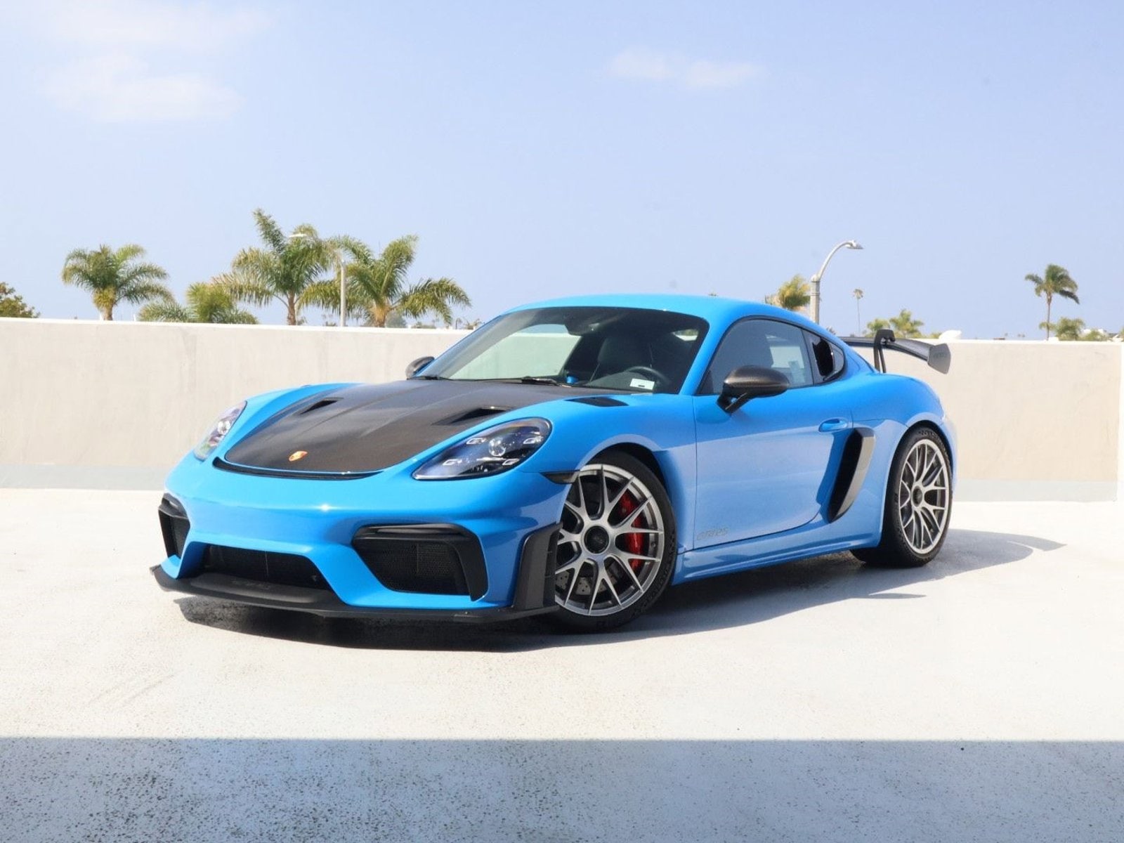 2023 Porsche 718 Cayman GT4 RS's photo