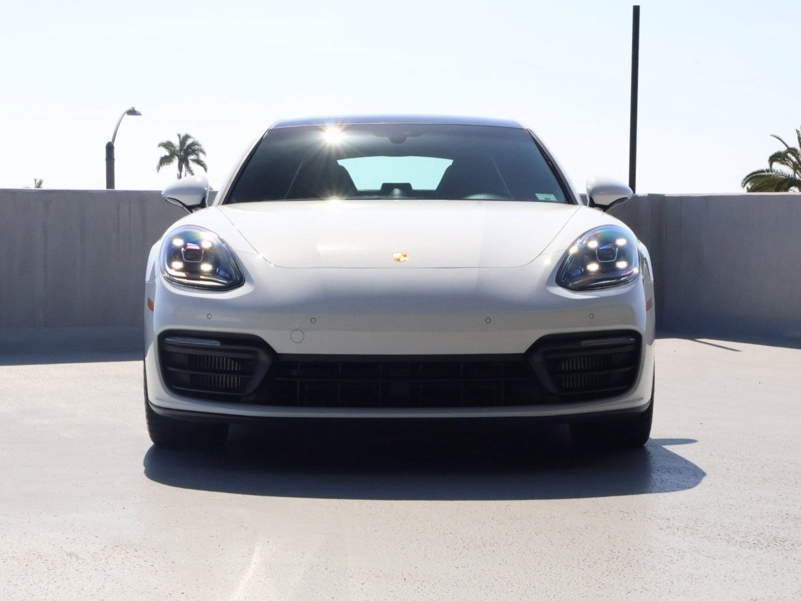 2022 Porsche Panamera 4 photo 5