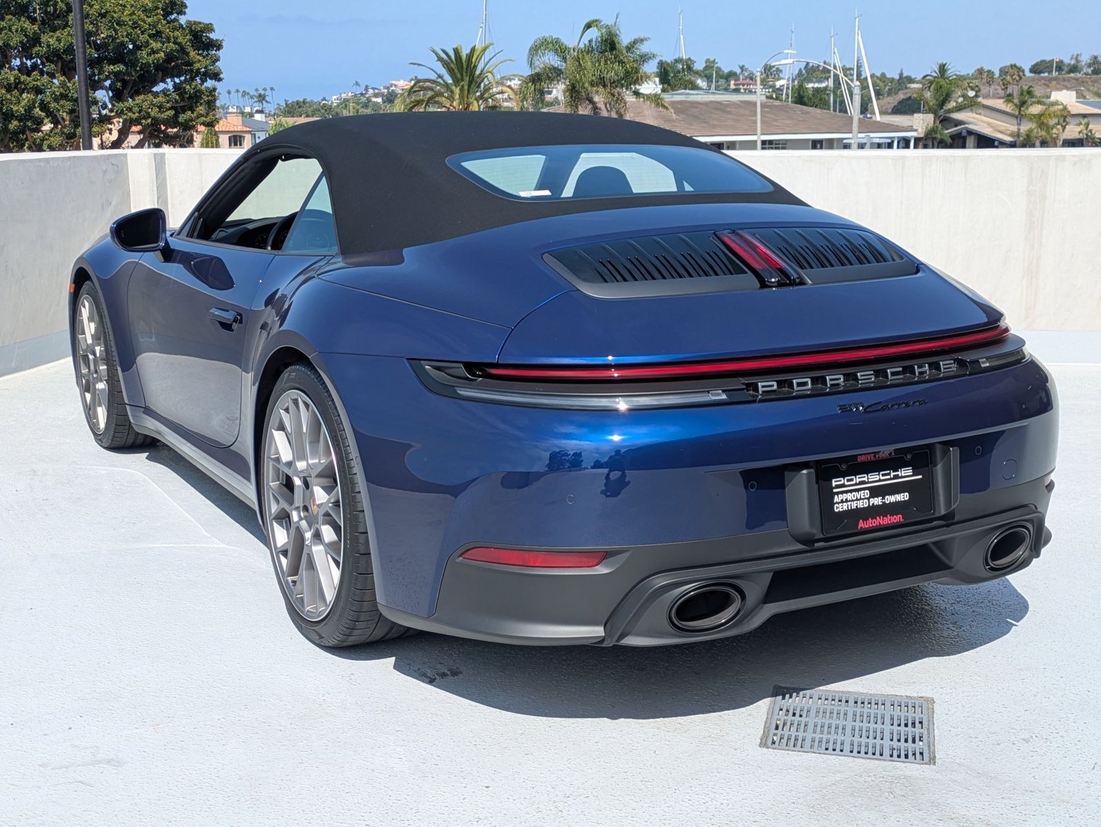 2025 Porsche 911 photo 3