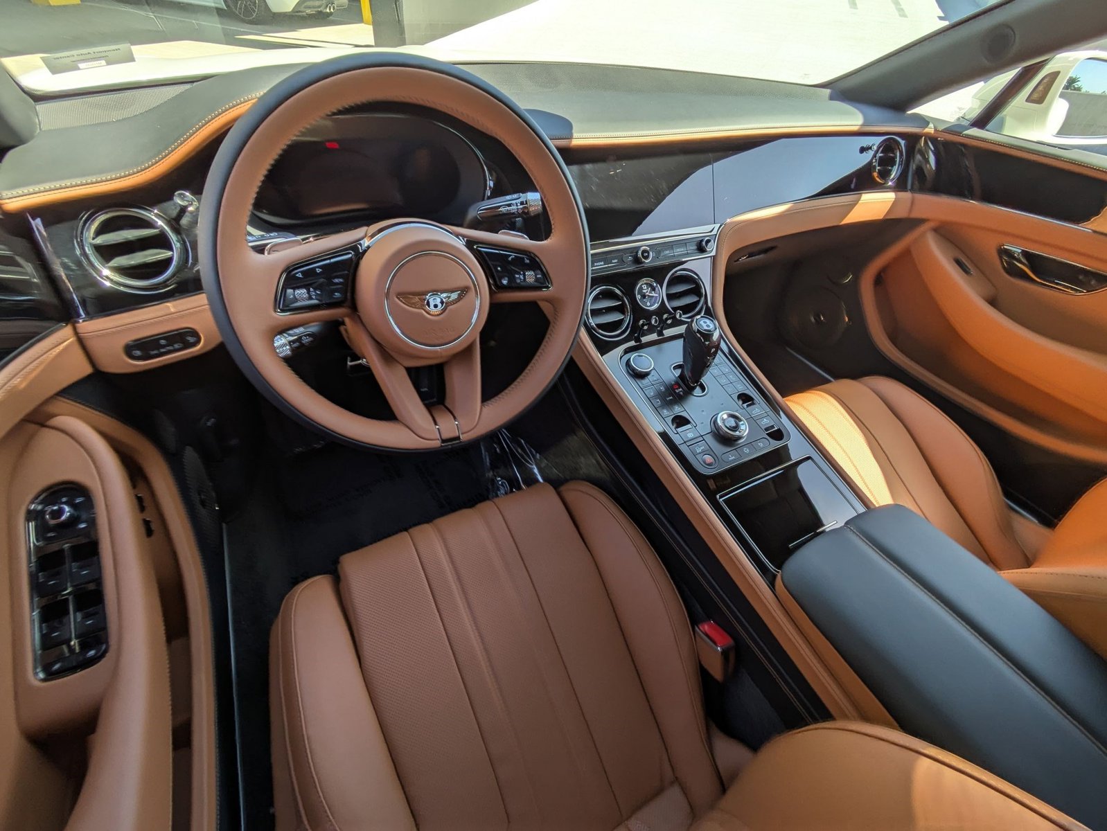 2025 Bentley Continental GT Black Edition photo 4