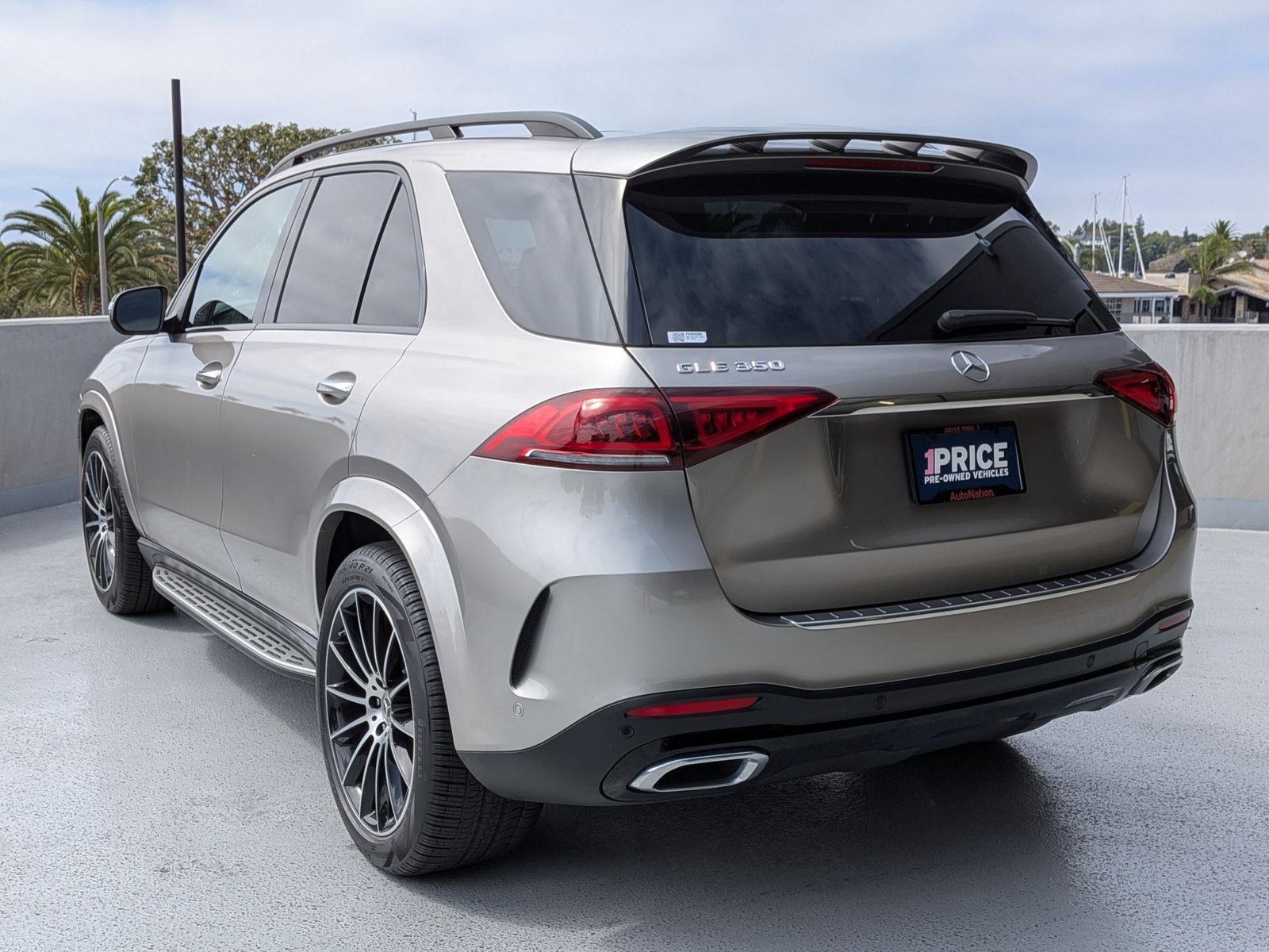 2023 Mercedes Benz GLE 350 photo 3