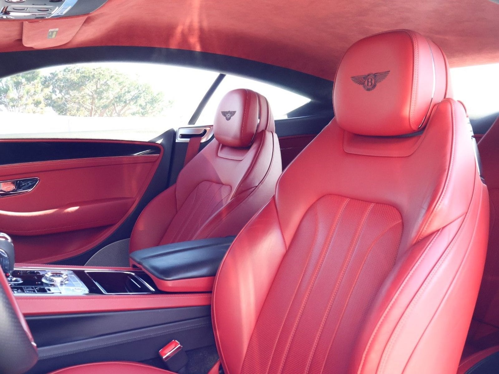 2021 Bentley Continental GT GT V8 photo 2