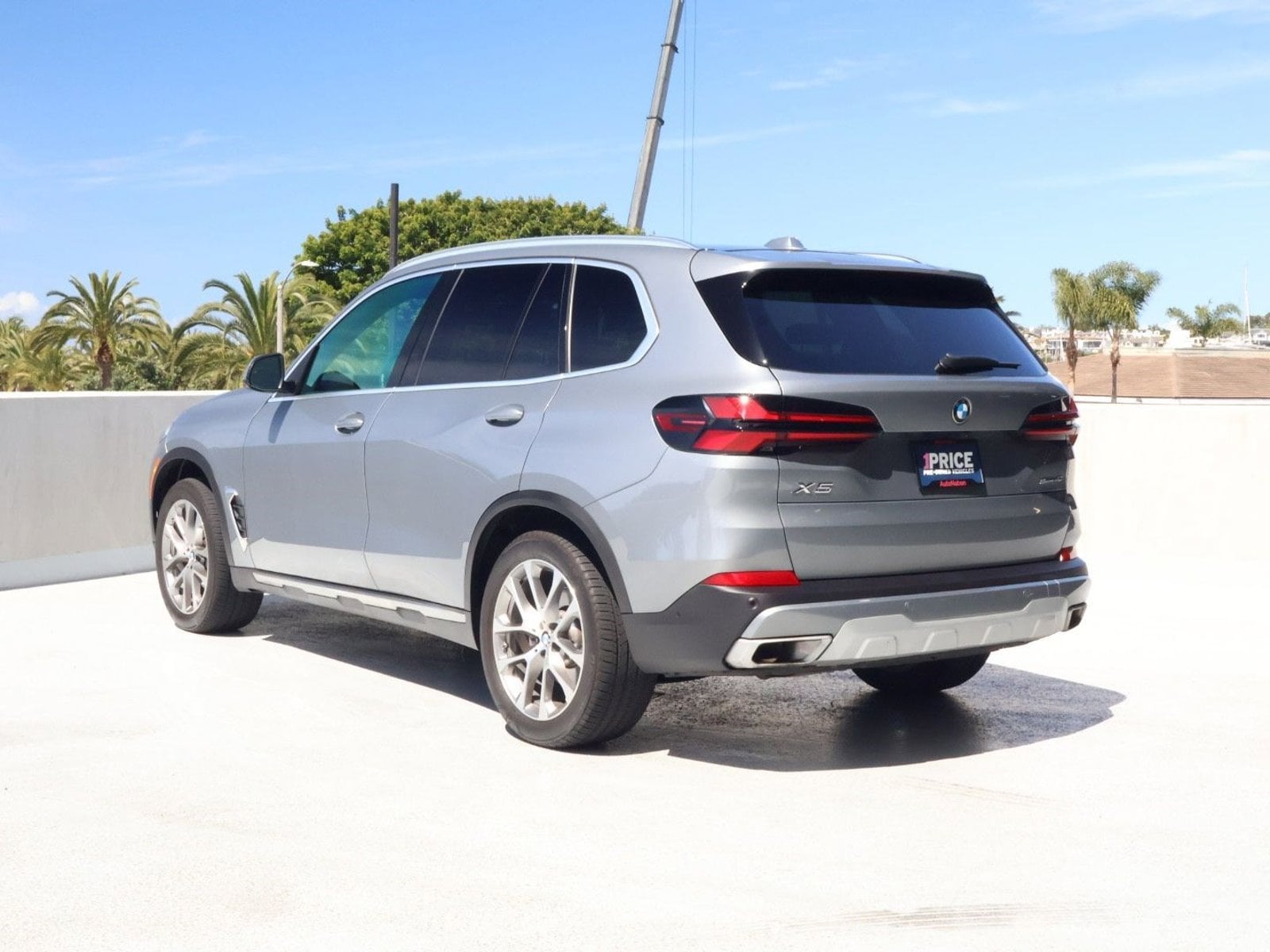 2024 BMW X5 sDrive40i photo 2