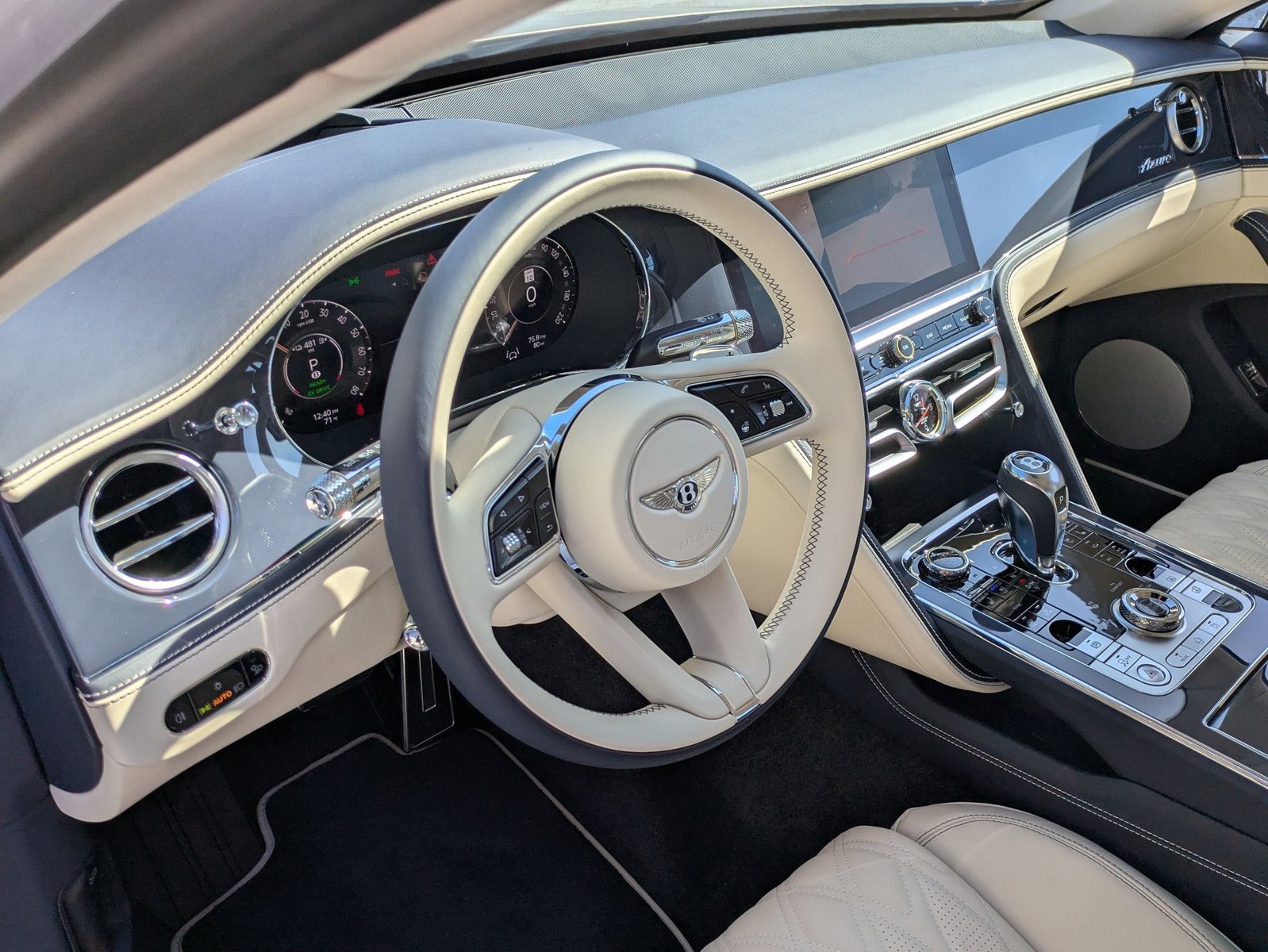 2026 Bentley Flying Spur photo 4