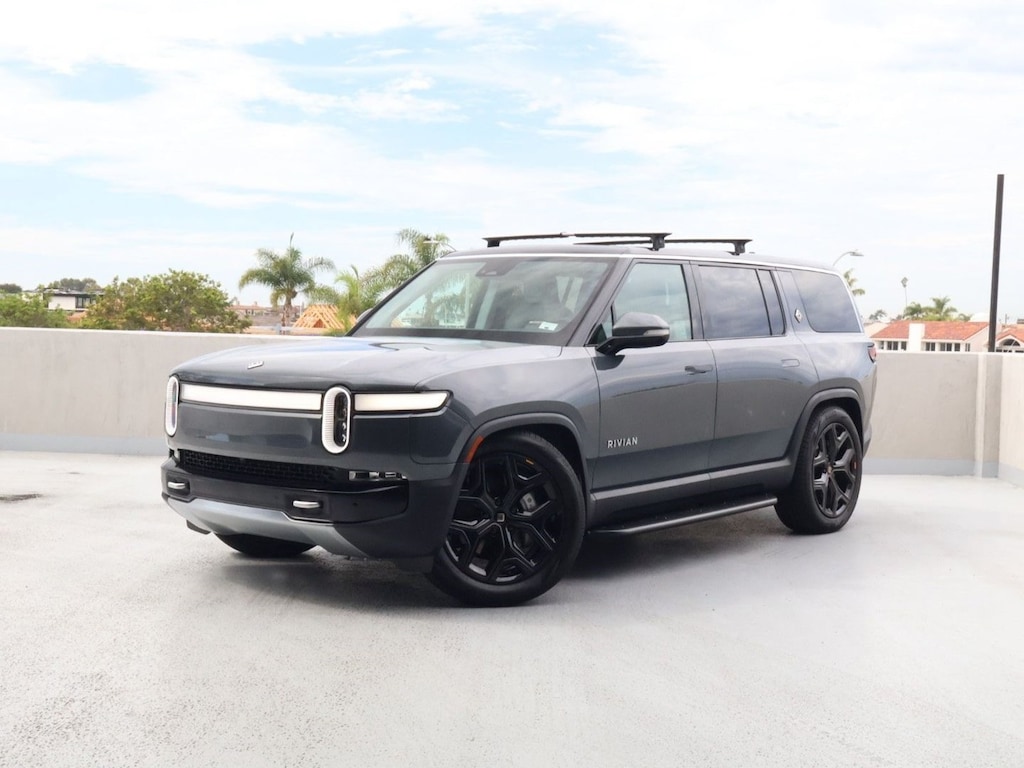 Used 2024 Rivian R1S Adventure SUV