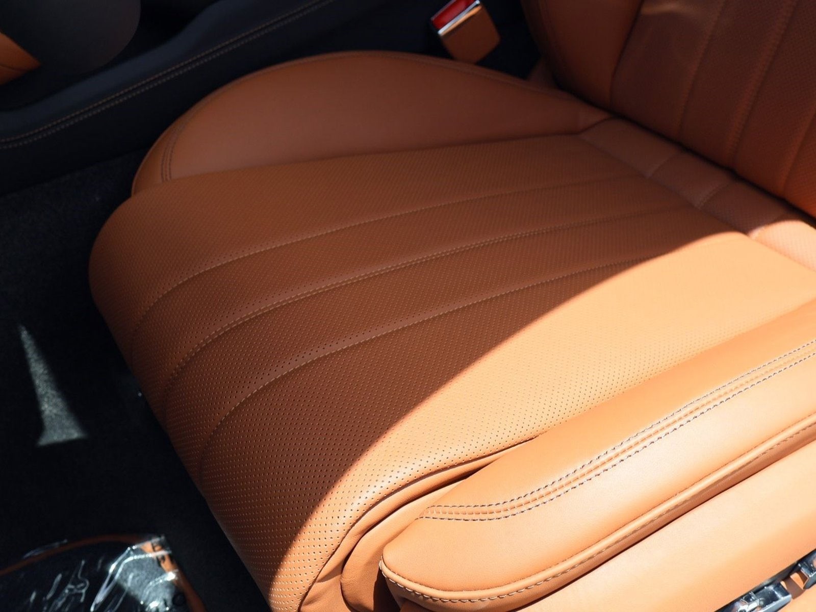 2025 Bentley Flying Spur - Photo 9