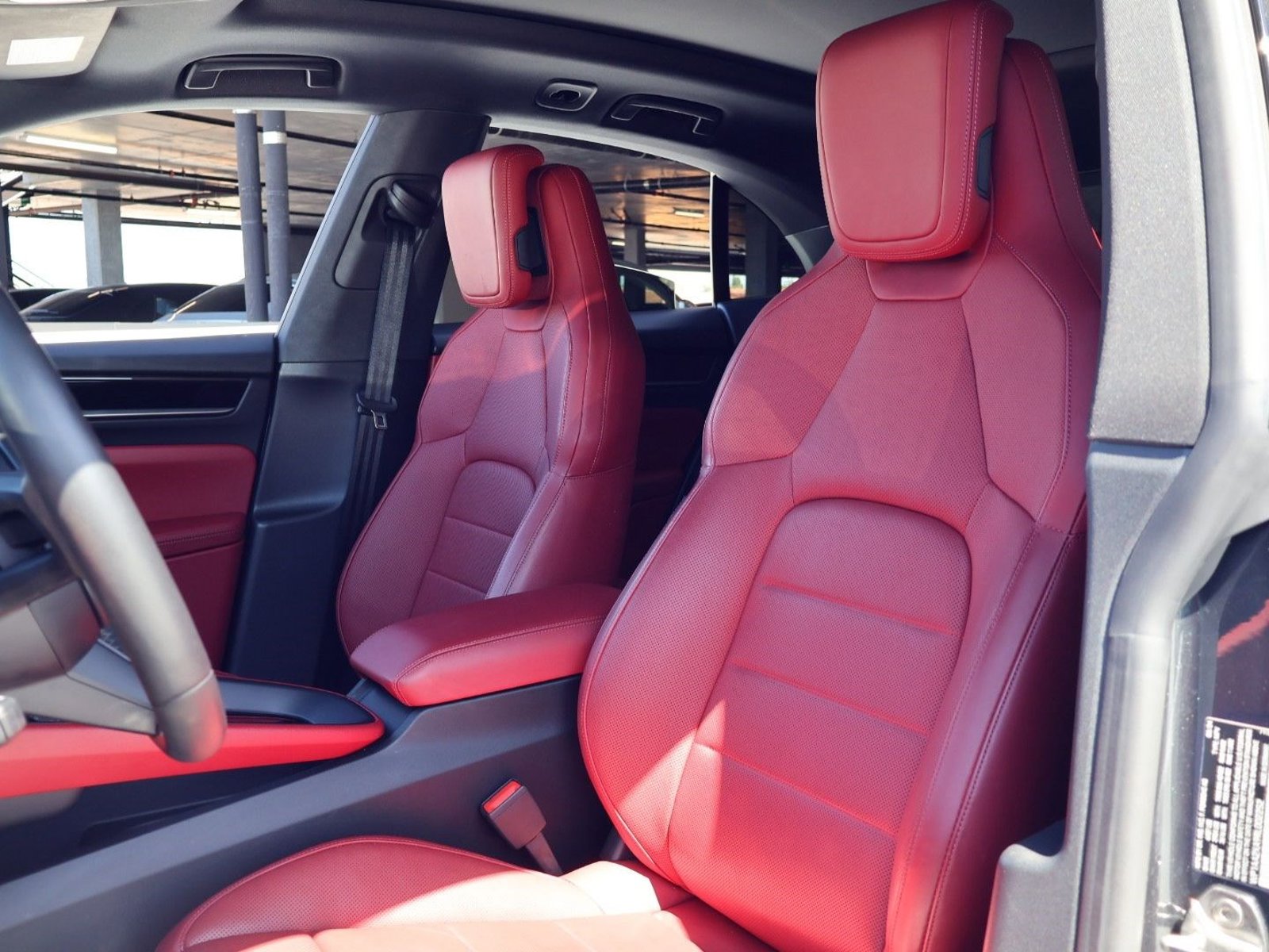 2024 Porsche Macan Electric Electric 4 photo 4