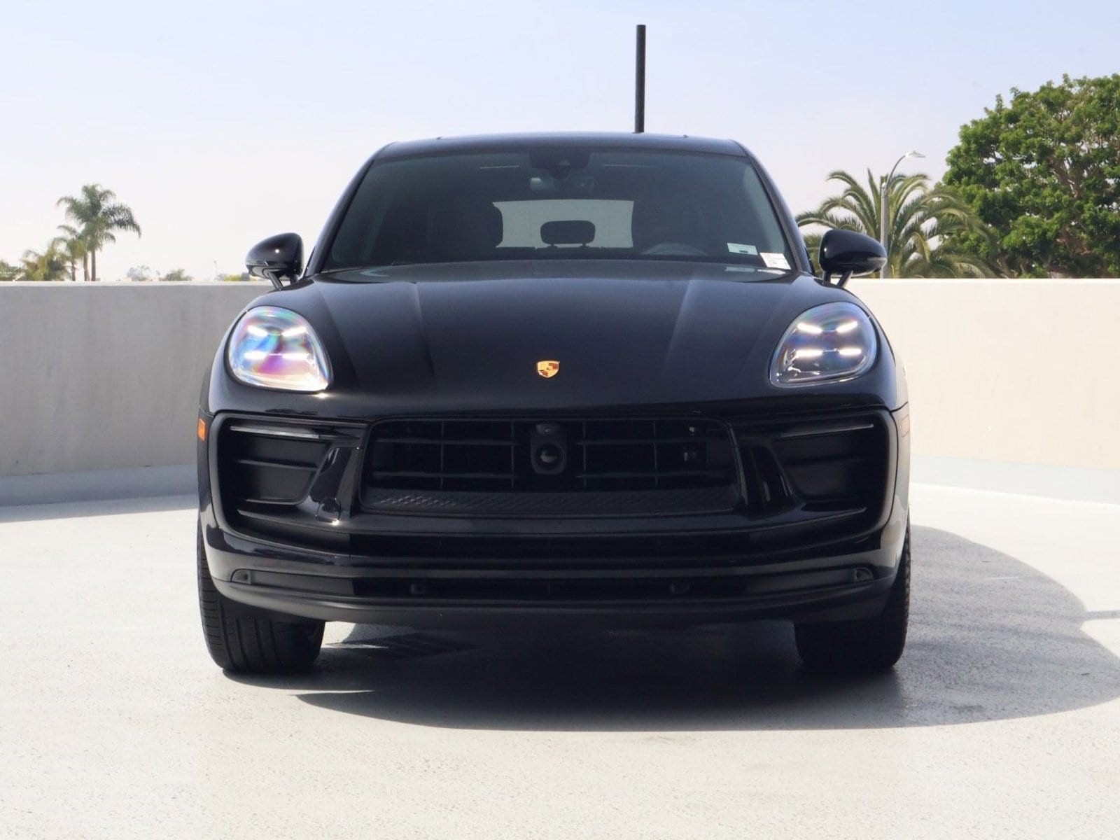 2025 Porsche Macan photo 5