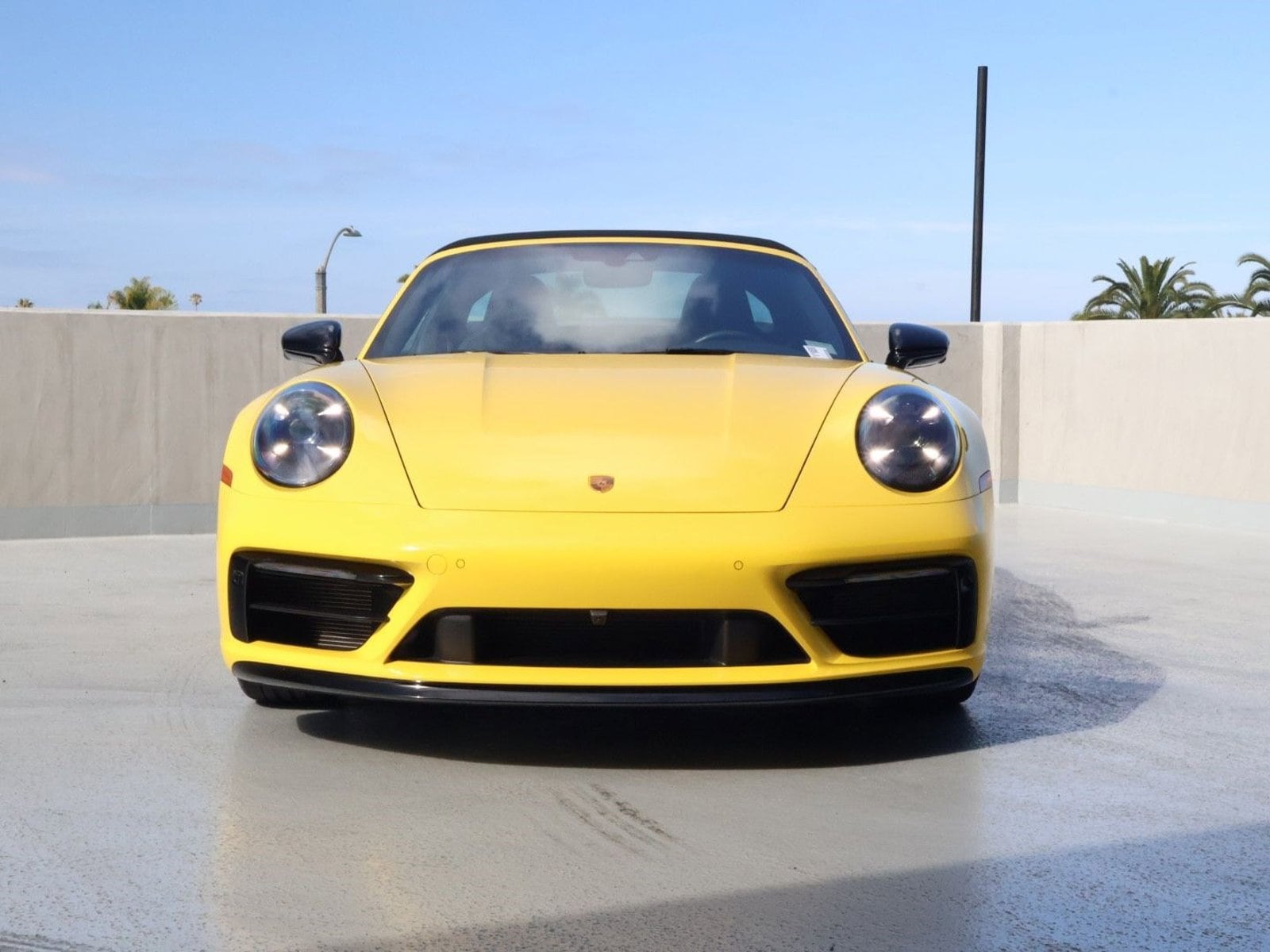 2022 Porsche 911 4 GTS photo 5