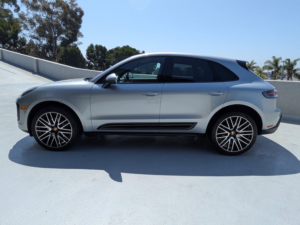 Certified 2025 Porsche Macan  SUV