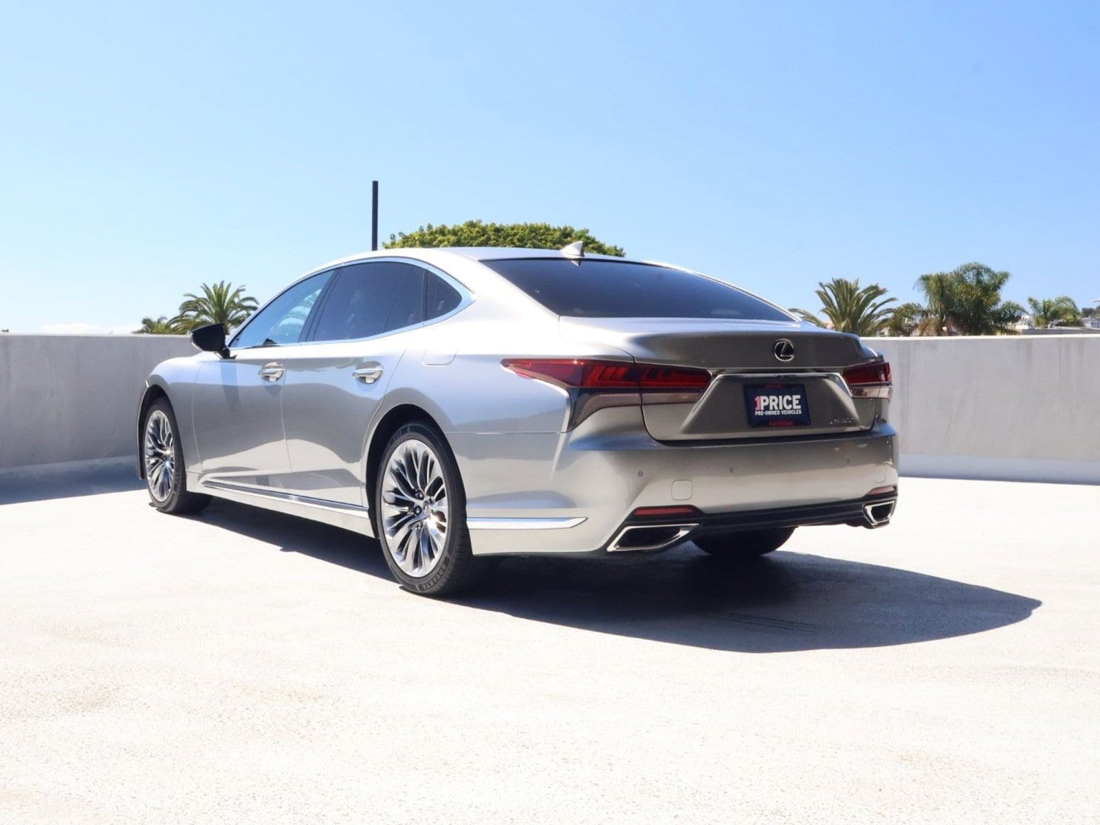 2023 LEXUS LS 500 LS 500 photo 2