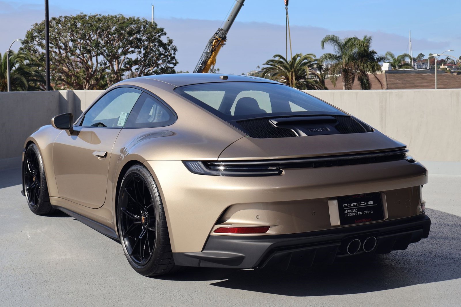 2023 Porsche 911 GT3 Touring photo 3