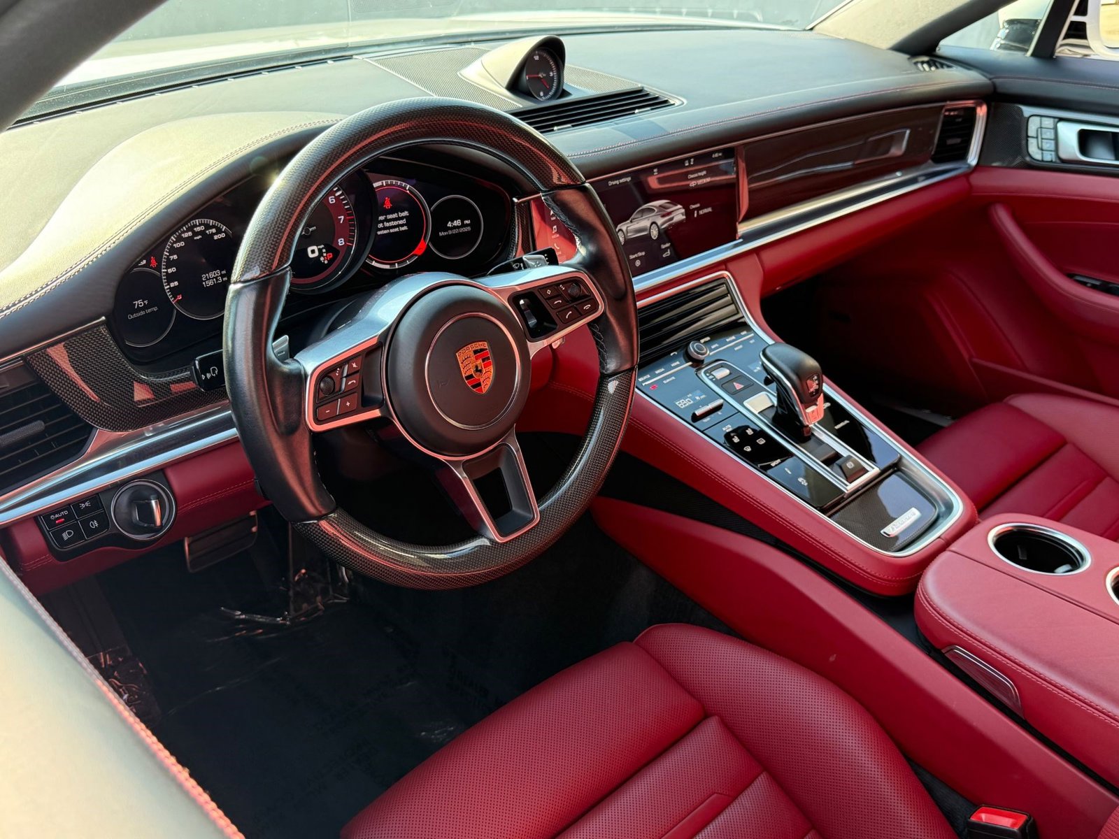 2018 Porsche Panamera 4S photo 4