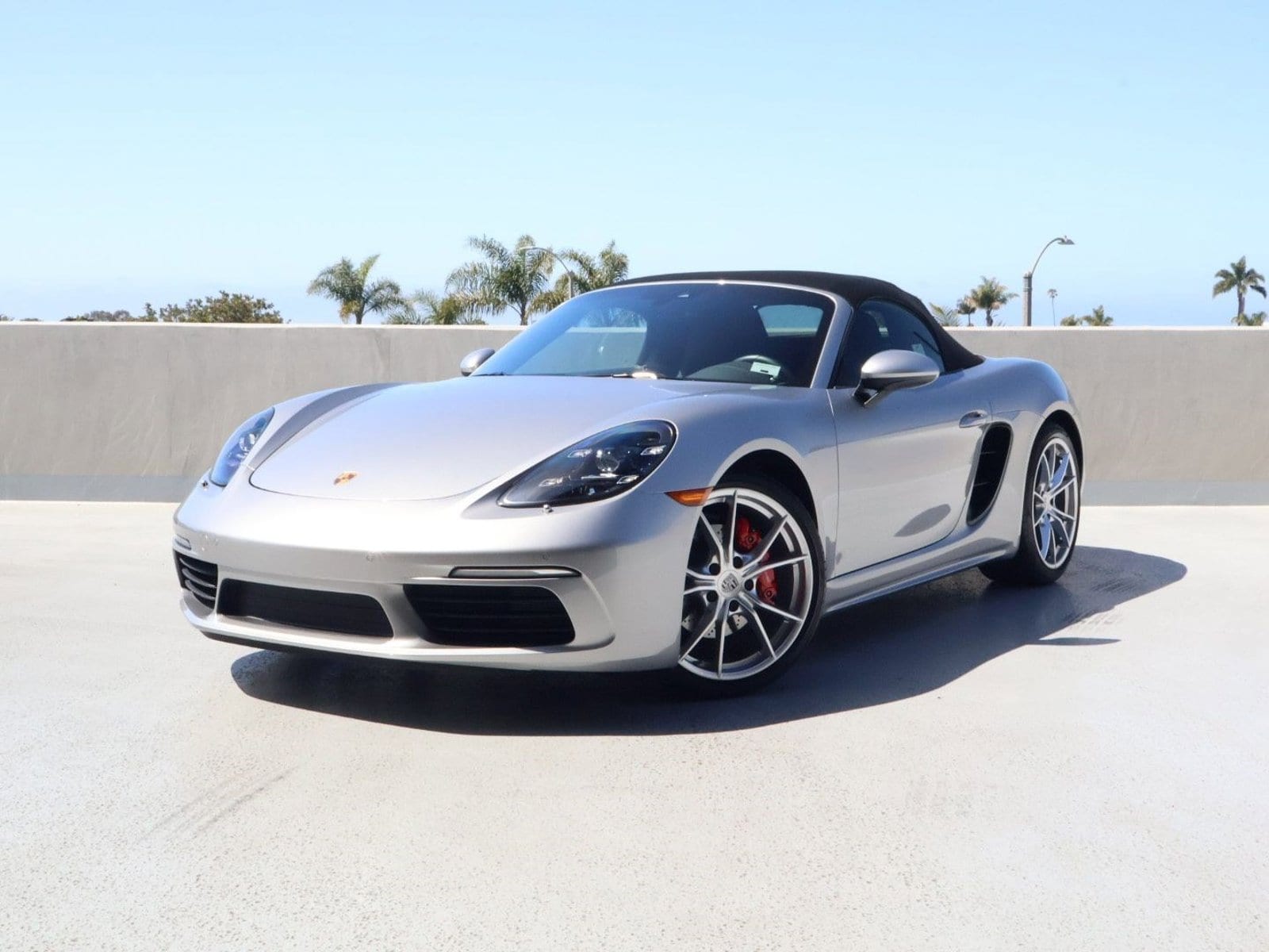 2022 Porsche 718 Boxster S's photo