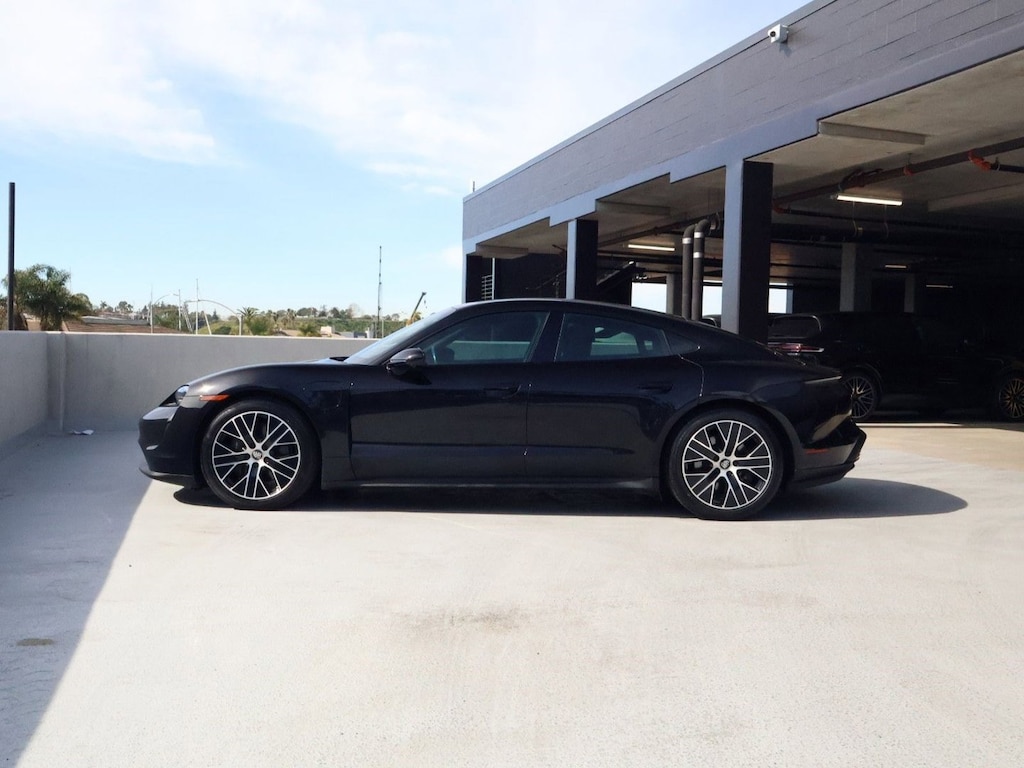 Certified 2022 Porsche Taycan Sedan