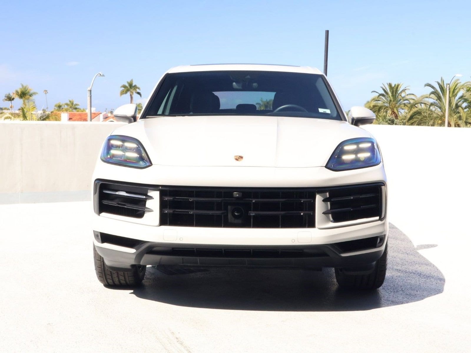 2025 Porsche Cayenne photo 5