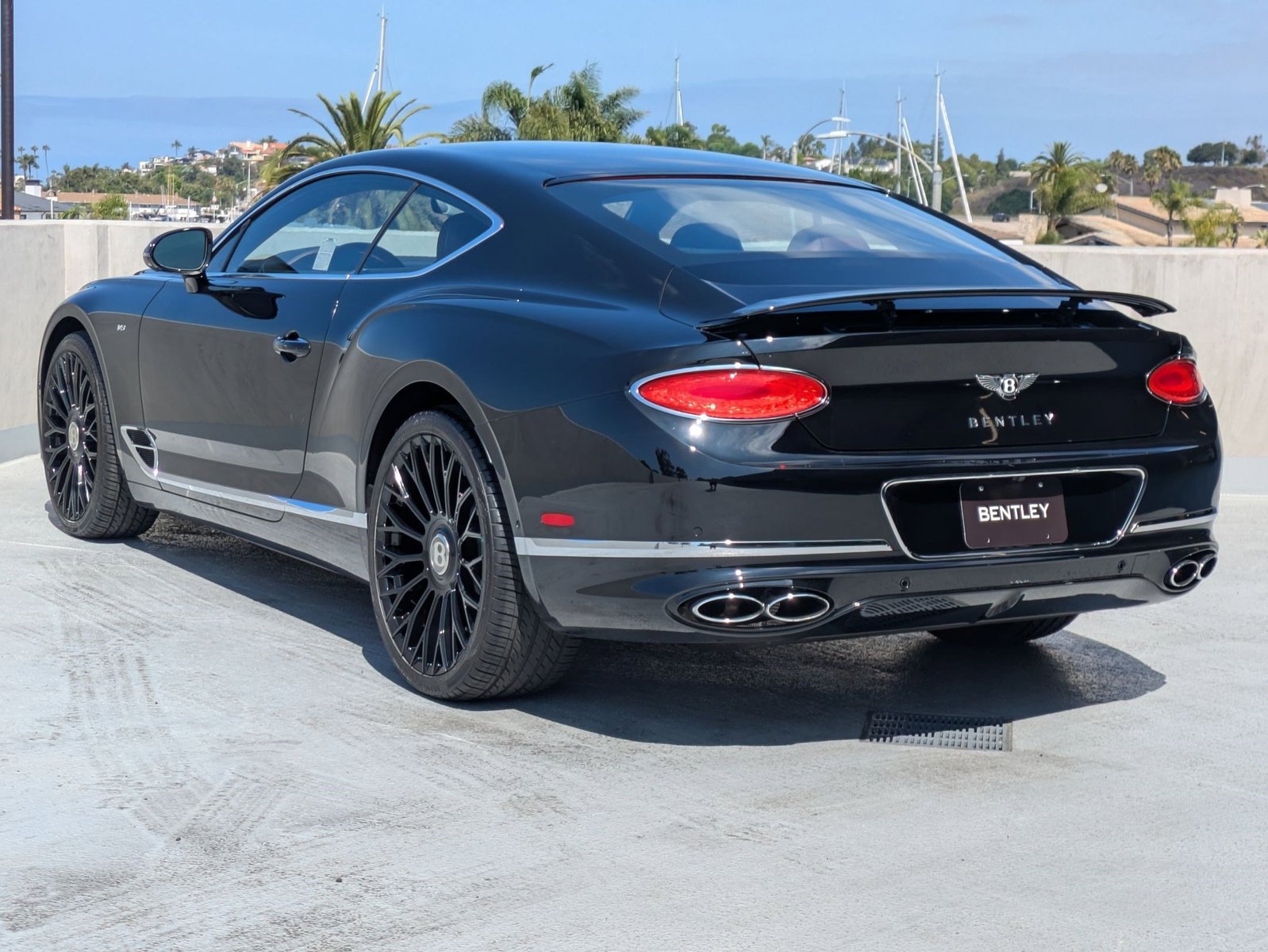 2021 Bentley Continental GT V8 photo 3