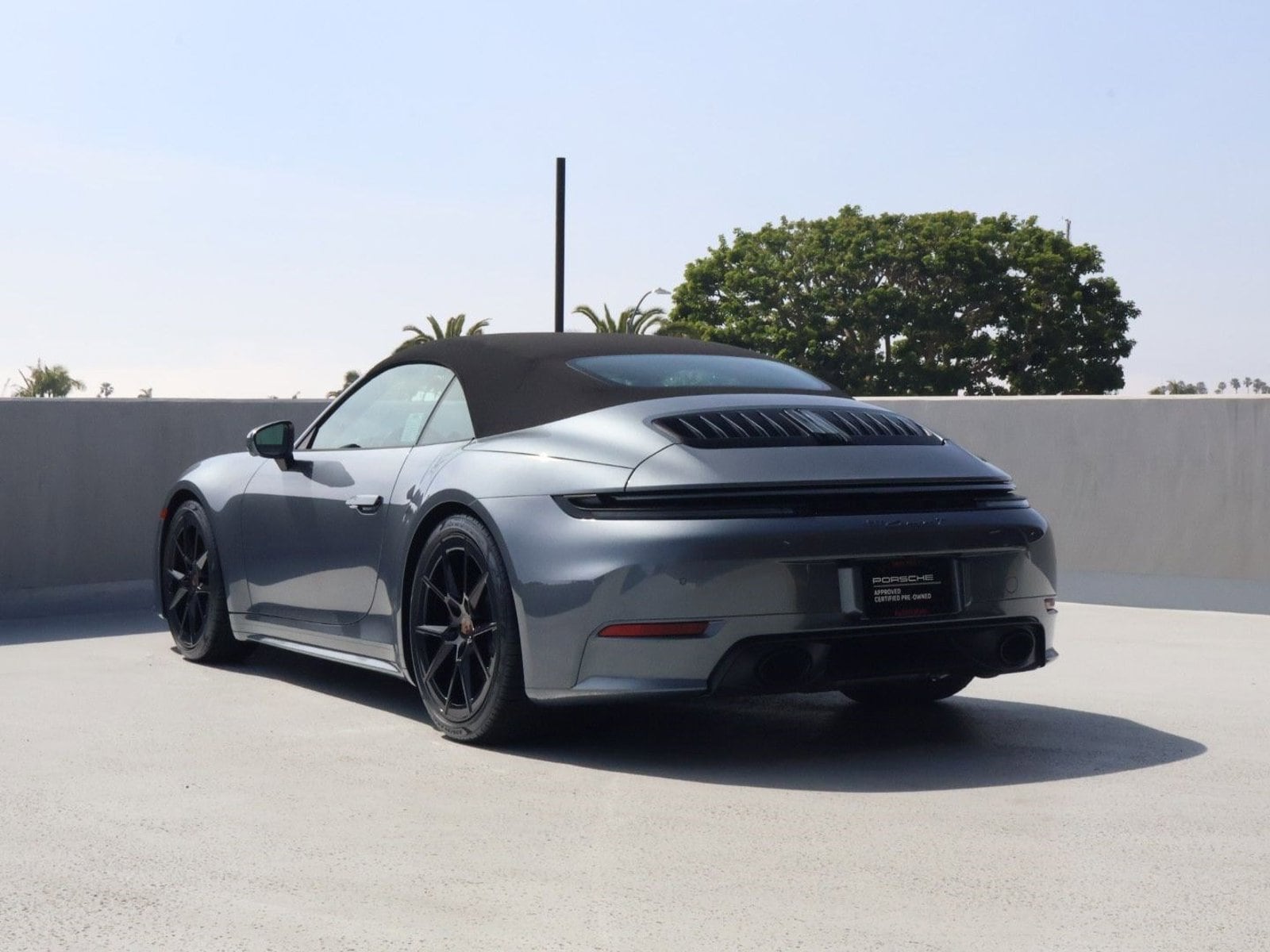 2026 Porsche 911 Carrera T photo 2