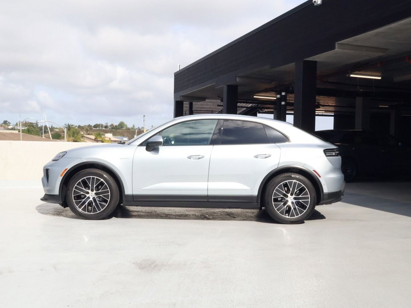 Certified 2025 Porsche Macan Base with VIN WP1AD2XAXSL077636 for sale in Newport Beach, CA