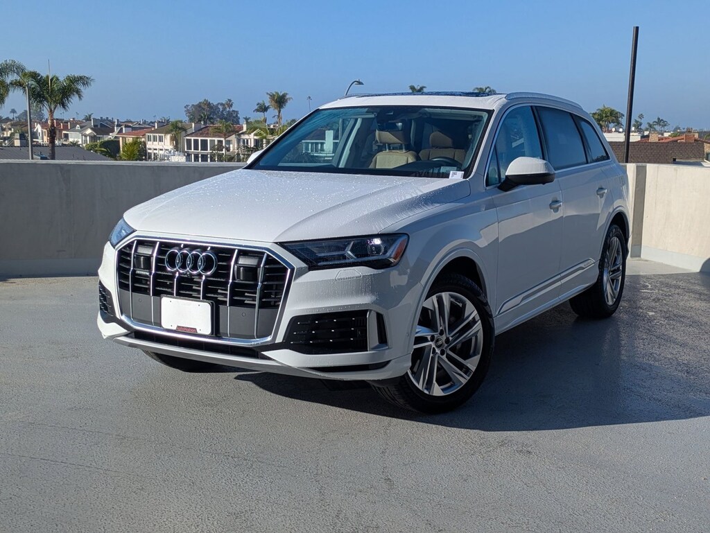 Used 2023 Audi Q7 Premium SUV