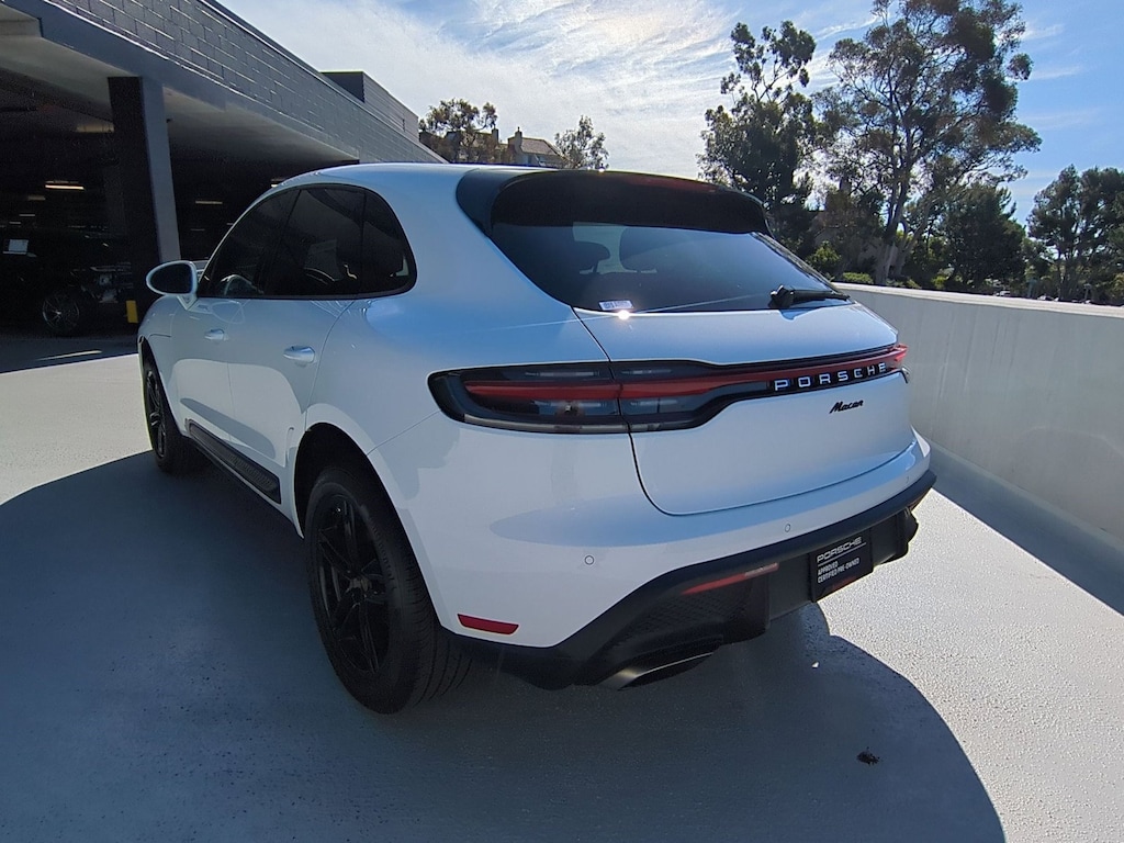 Certified 2022 Porsche Macan SUV