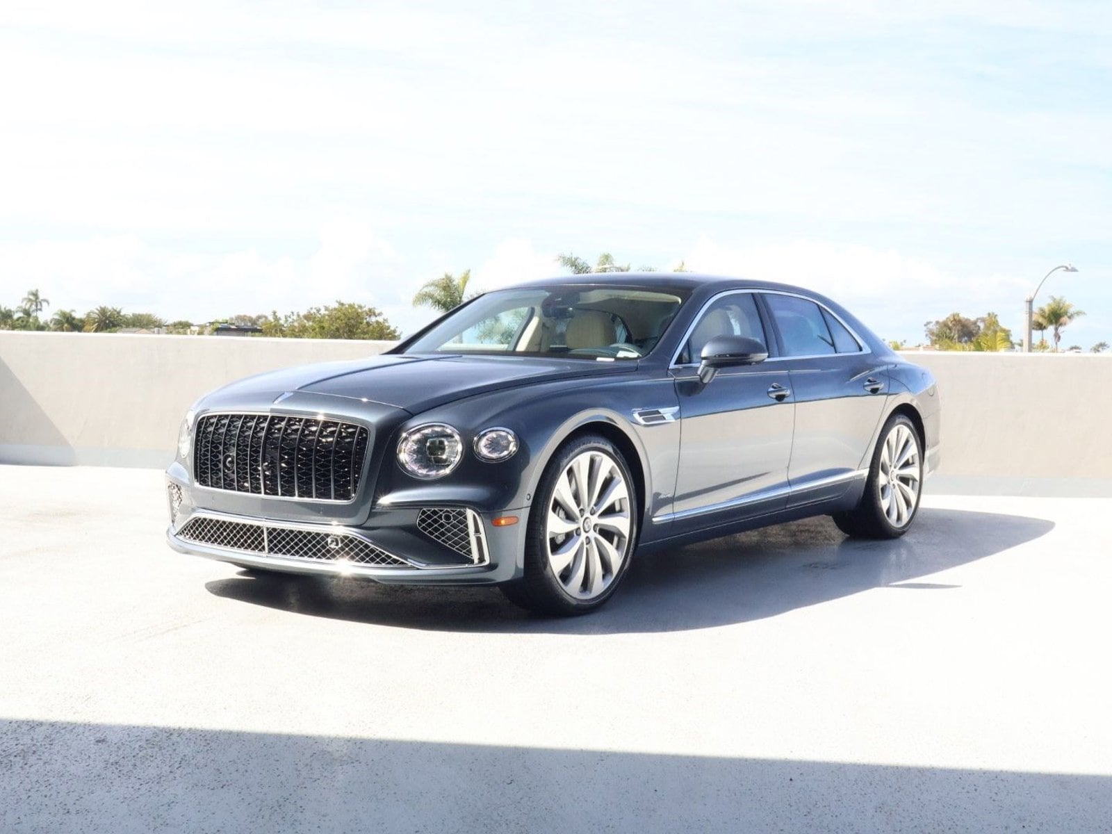 2026 Bentley Flying Spur's photo