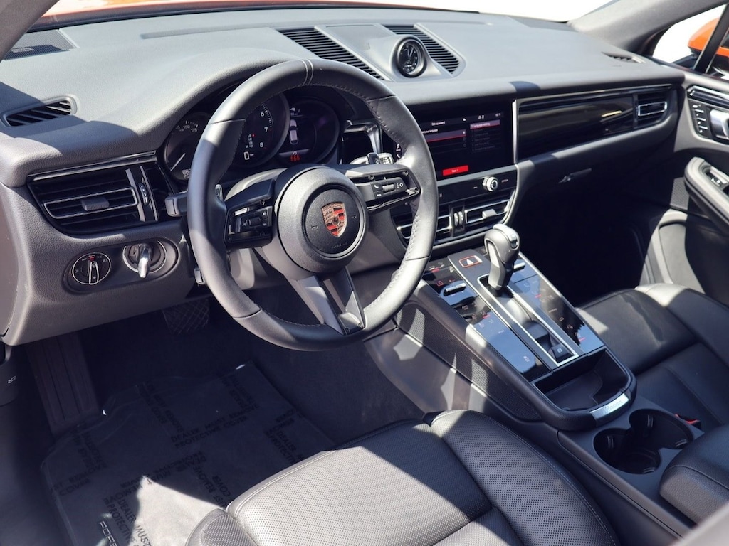 Certified 2025 Porsche Macan SUV