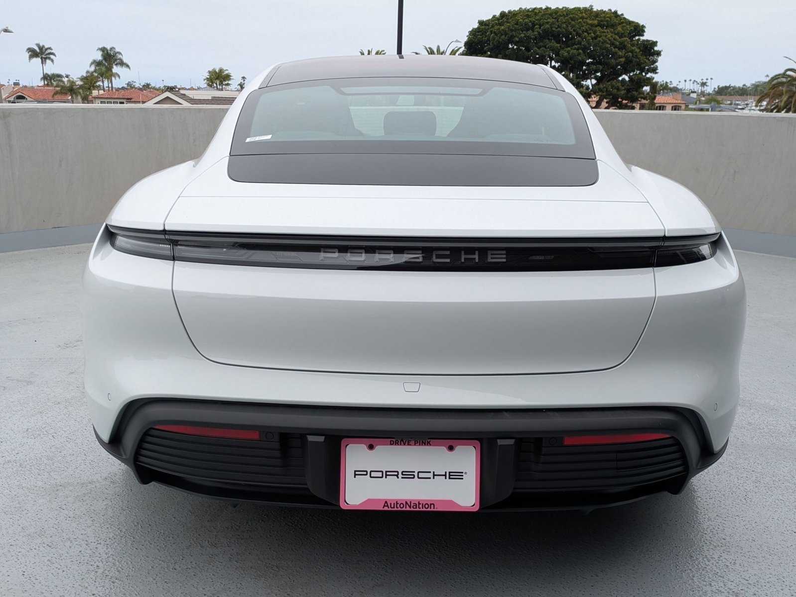 2025 Porsche Taycan Base - Photo 10