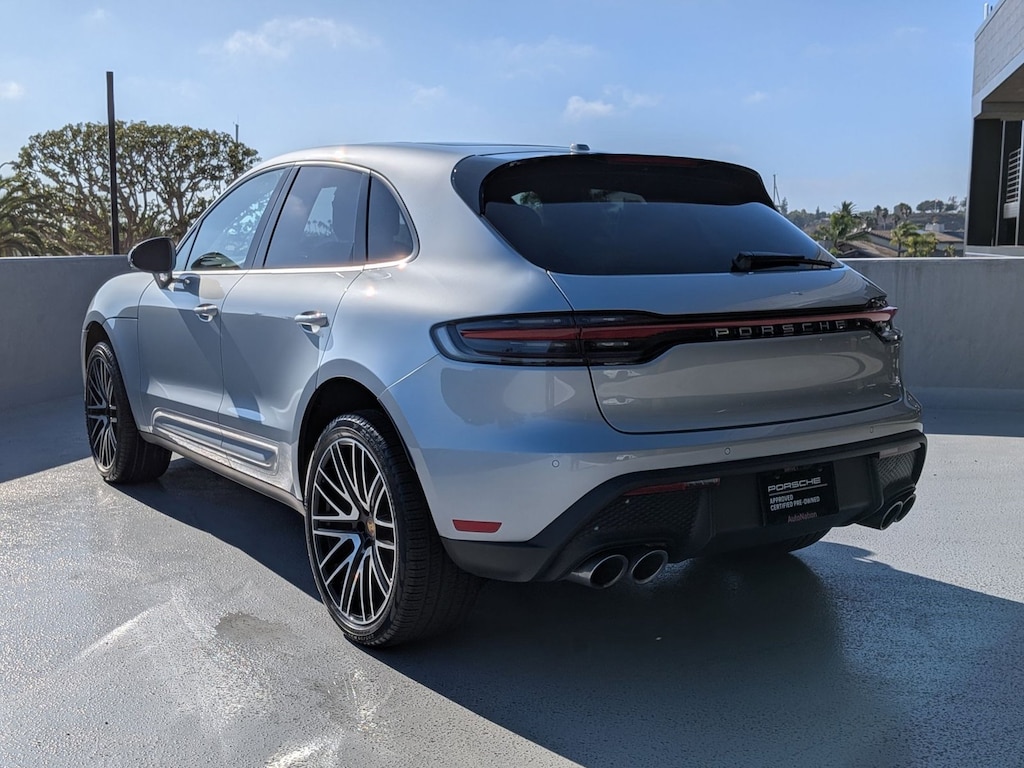 Certified 2025 Porsche Macan  SUV