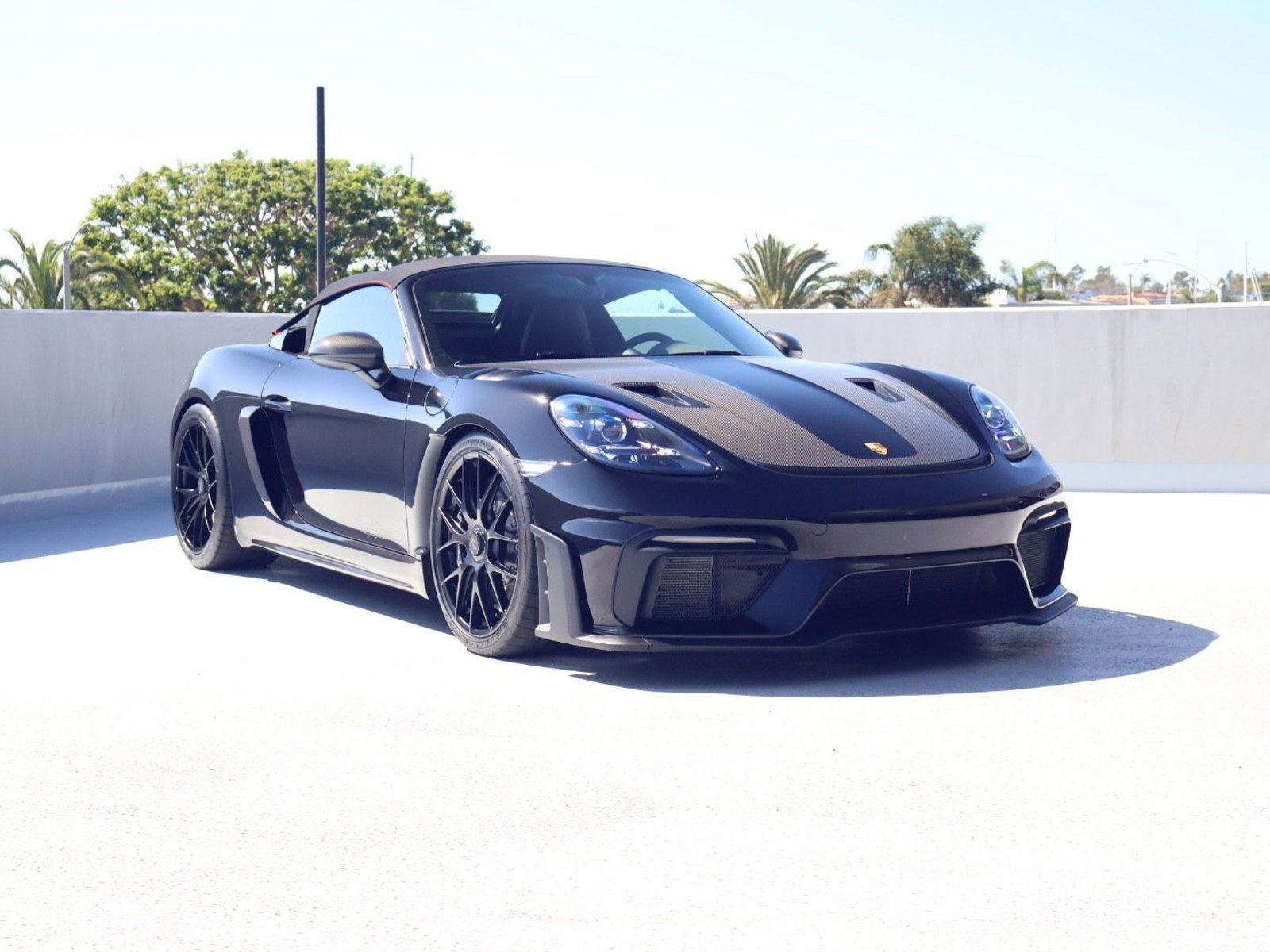 2025 Porsche 718 Spyder RS photo 6