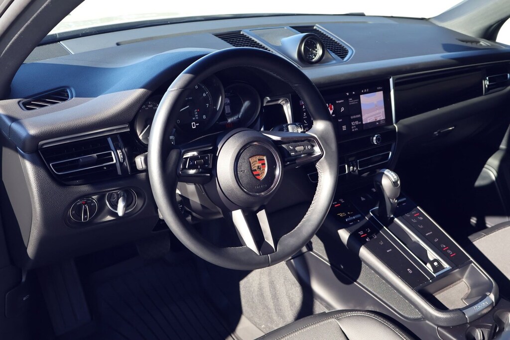Certified 2024 Porsche Macan SUV
