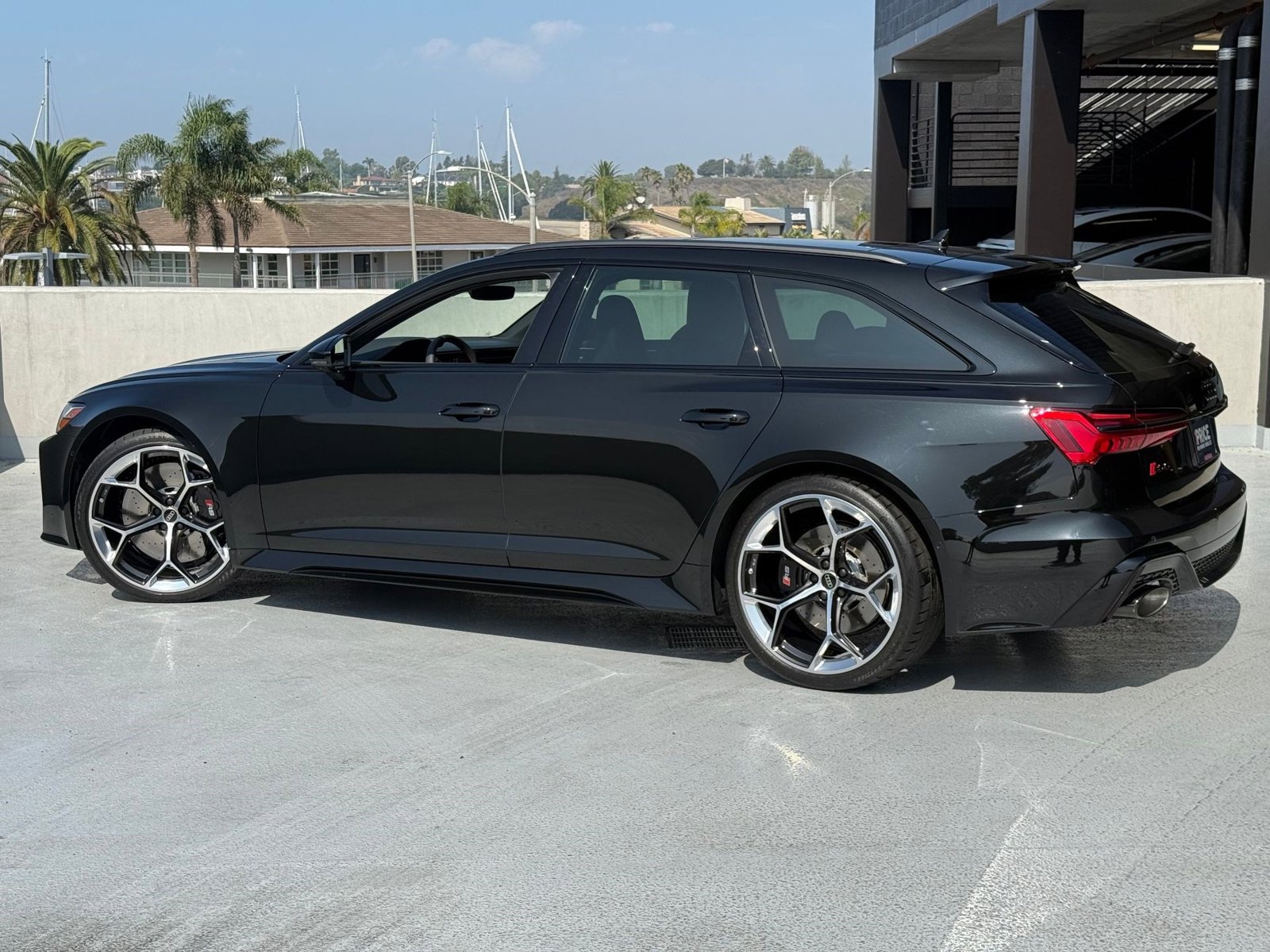 2025 Audi RS 6 Avant Performance Base photo 3
