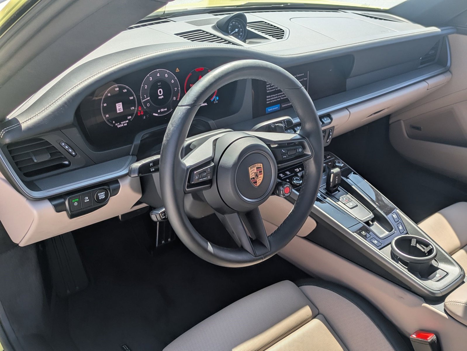 2025 Porsche 911 photo 4