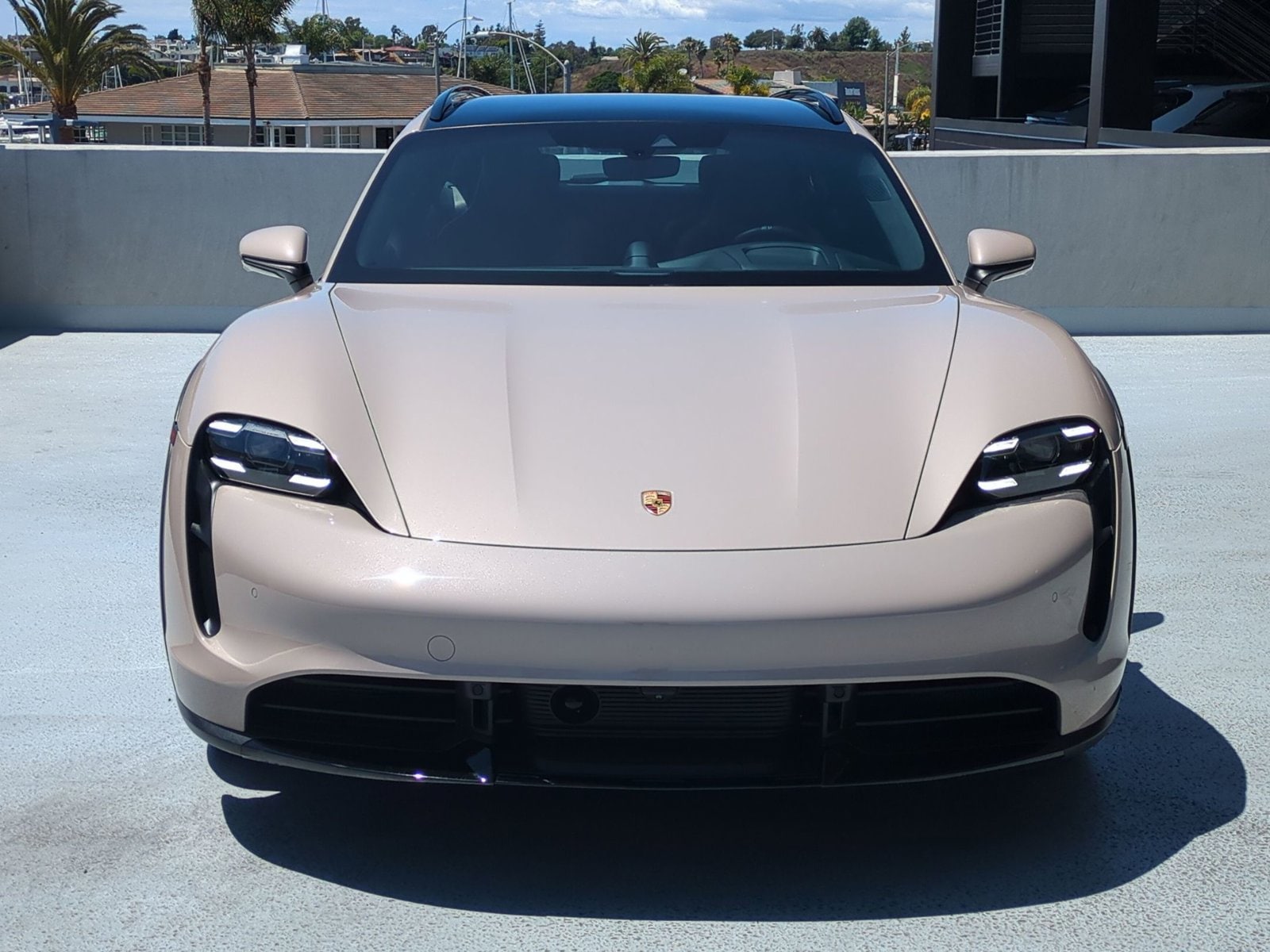 2024 Porsche Taycan Cross Turismo Turbo photo 5