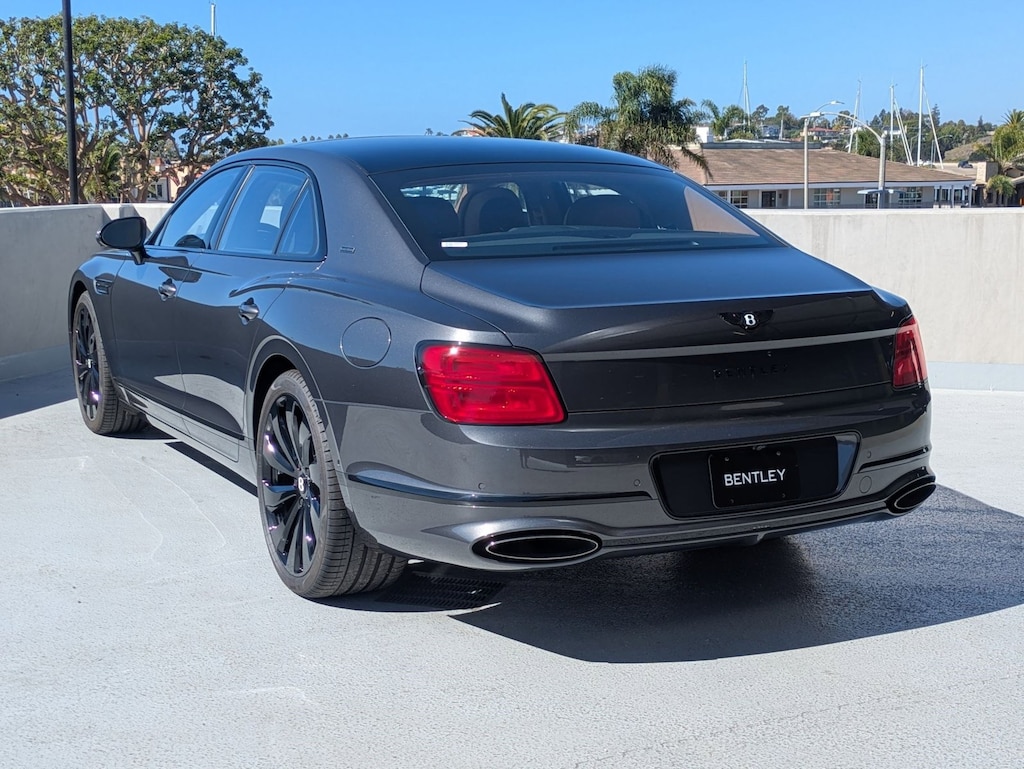 New 2025 Bentley Flying Spur Black Edition Sedan