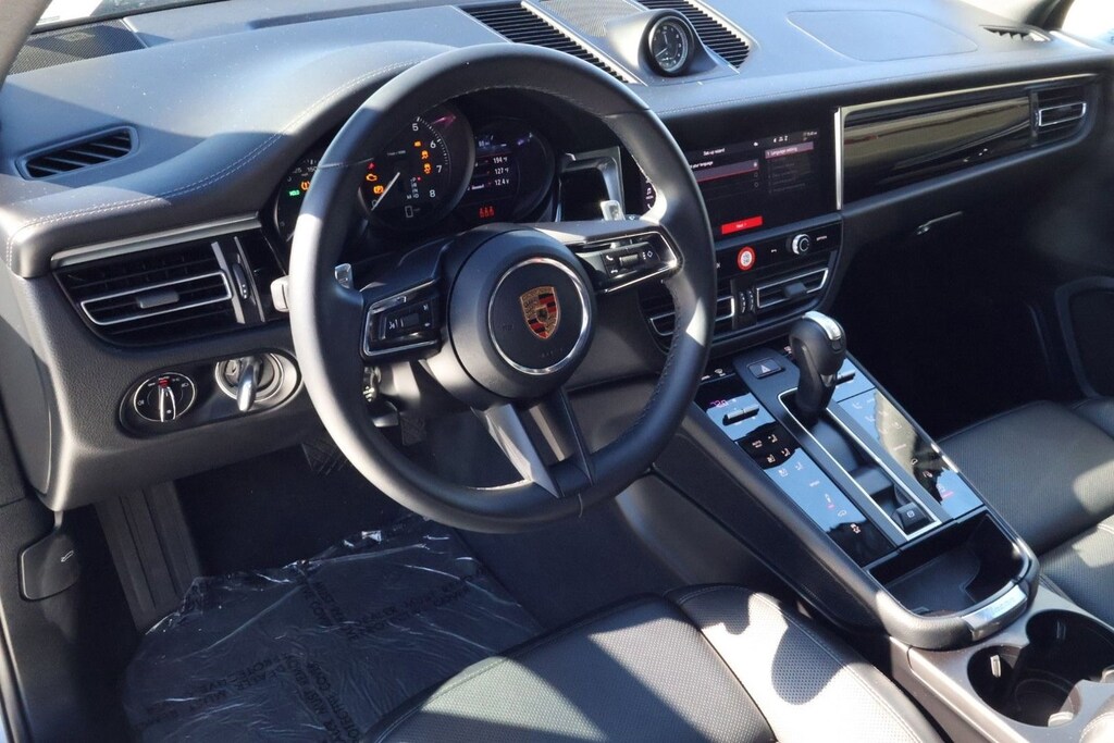Certified 2025 Porsche Macan SUV