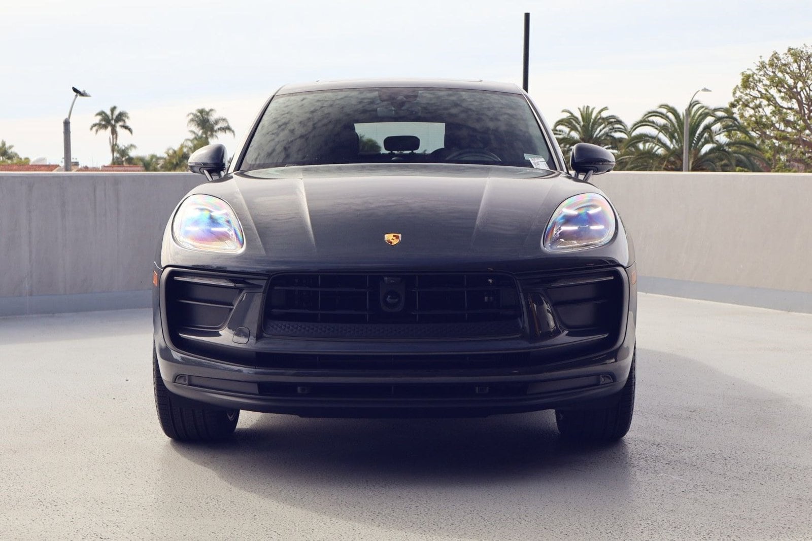 2025 Porsche Macan photo 5