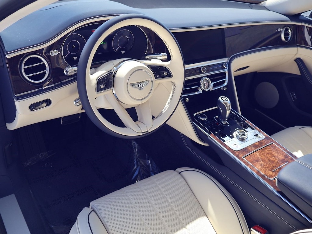 New 2026 Bentley Flying Spur V8 Sedan