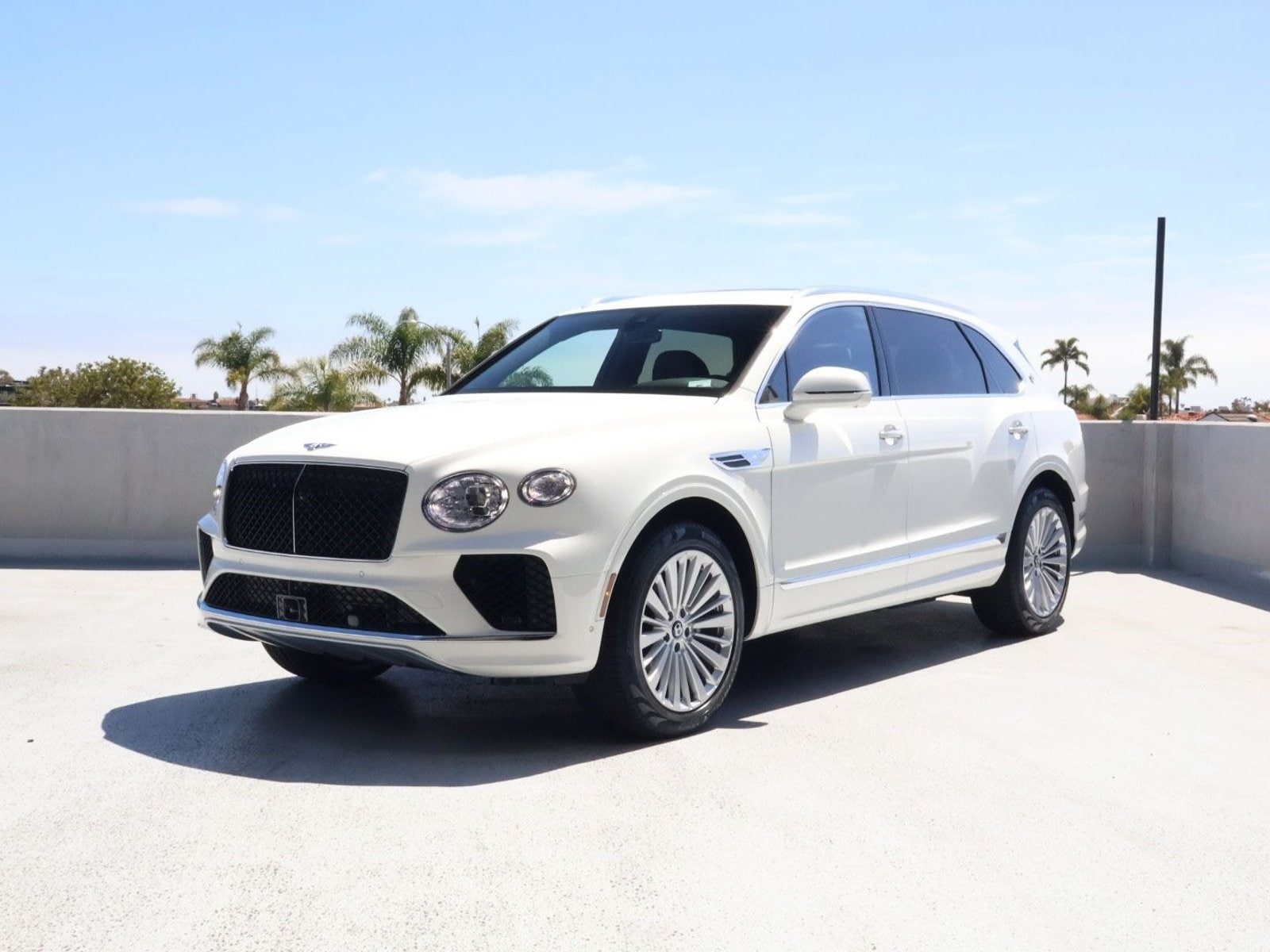 2026 Bentley Bentayga's photo