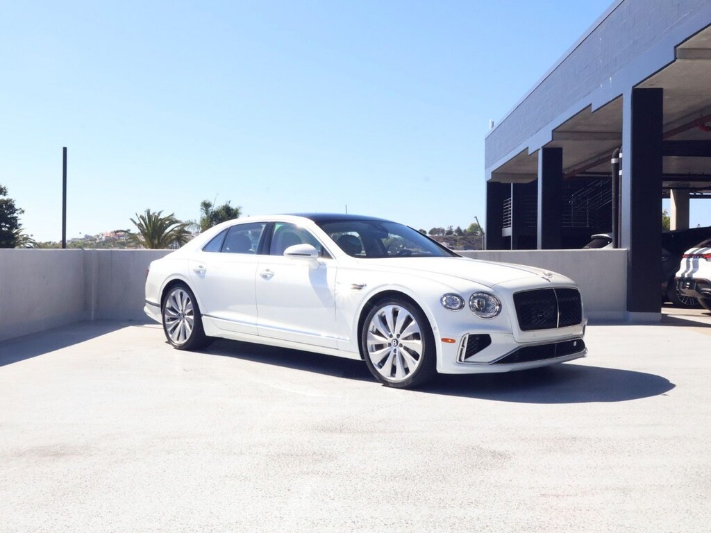 New 2026 Bentley Flying Spur V8 Sedan