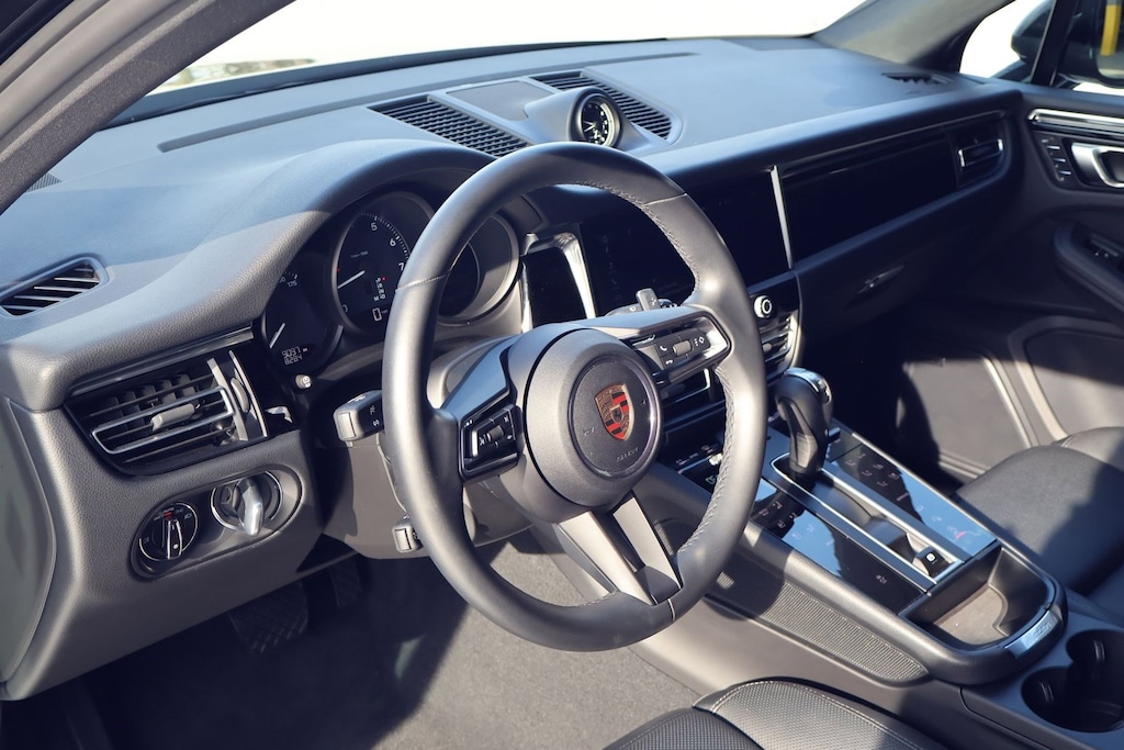Certified 2025 Porsche Macan SUV
