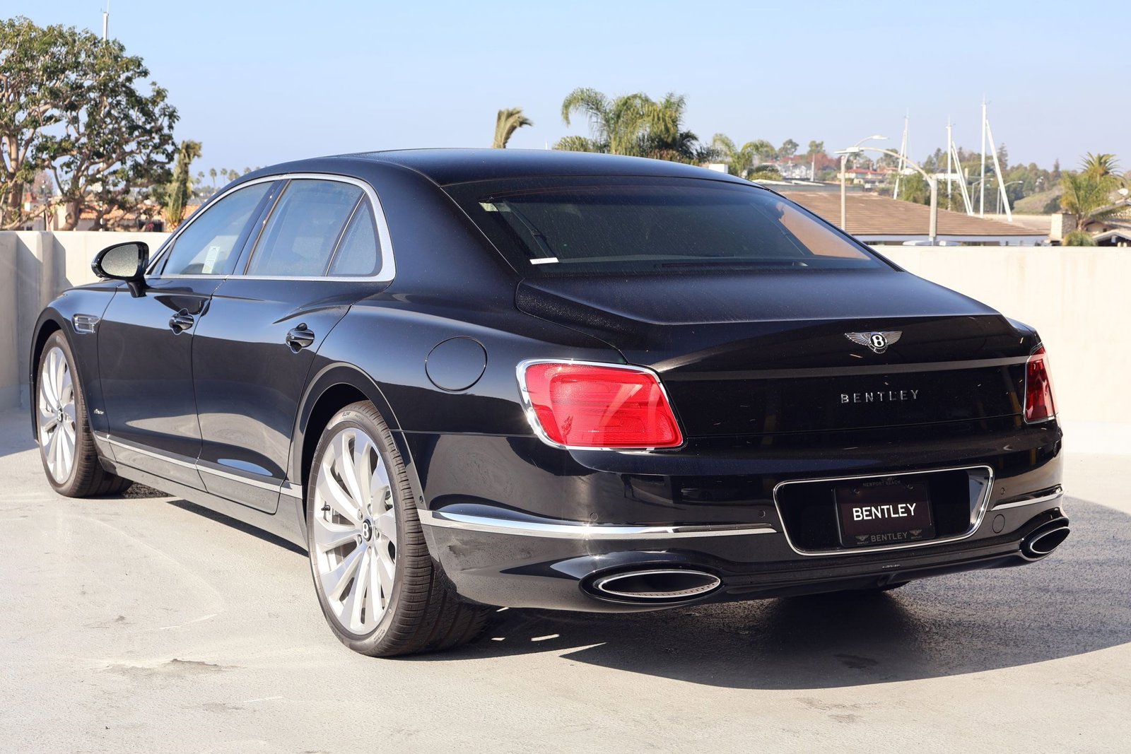 2026 Bentley Flying Spur photo 3