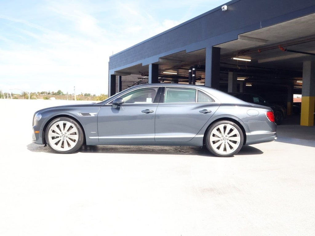 New 2026 Bentley Flying Spur