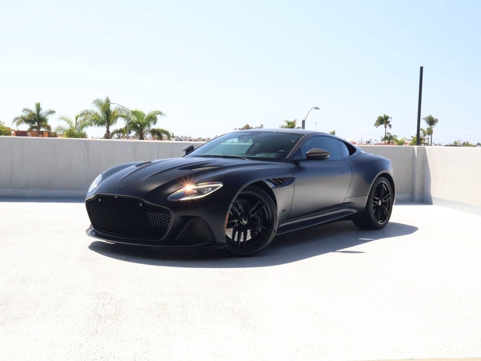 2021 Aston Martin DBS Superleggera