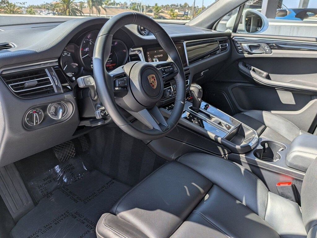 Certified 2024 Porsche Macan SUV