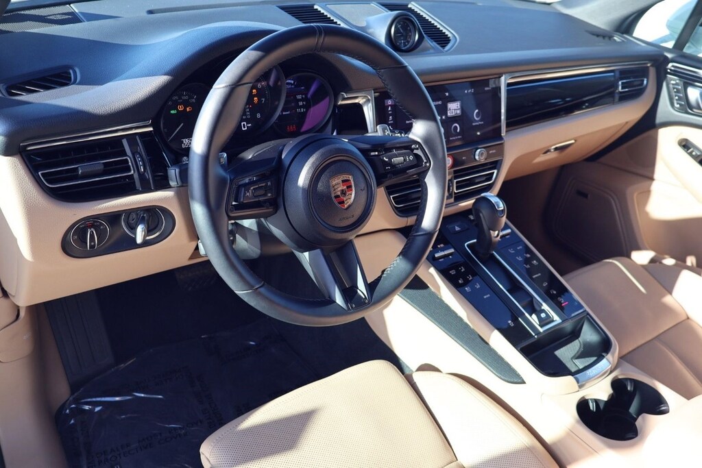 Certified 2025 Porsche Macan SUV