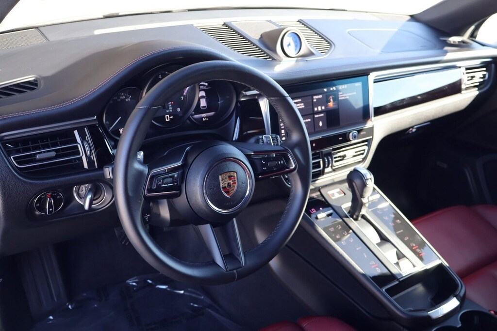 Certified 2025 Porsche Macan SUV
