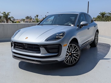 2025 Porsche Macan SUV